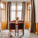 Gasthuis Kafka 3*